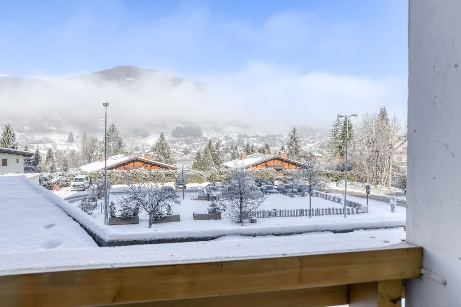 Megeve Les Skis Aux Pieds France